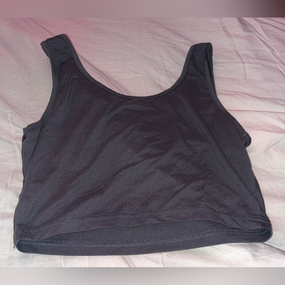 🎁2 for $5🎁 Shein Gray Crop Top